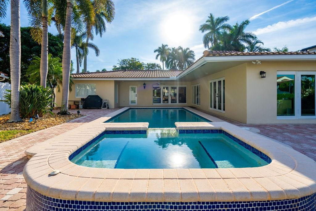 Lighthouse Point - Residential