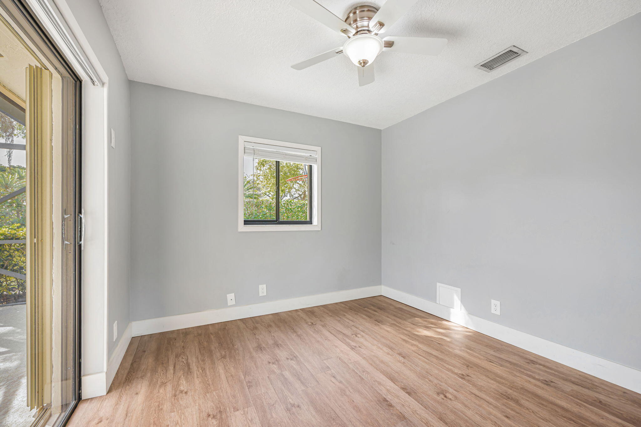 COUNTRY LANDING SEC 2 - Residential