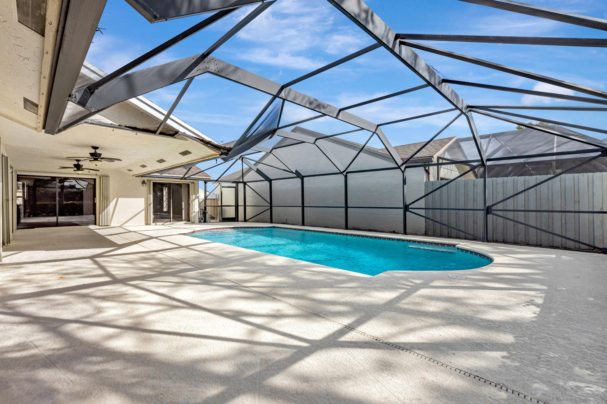 COUNTRY LANDING SEC 2 - Residential