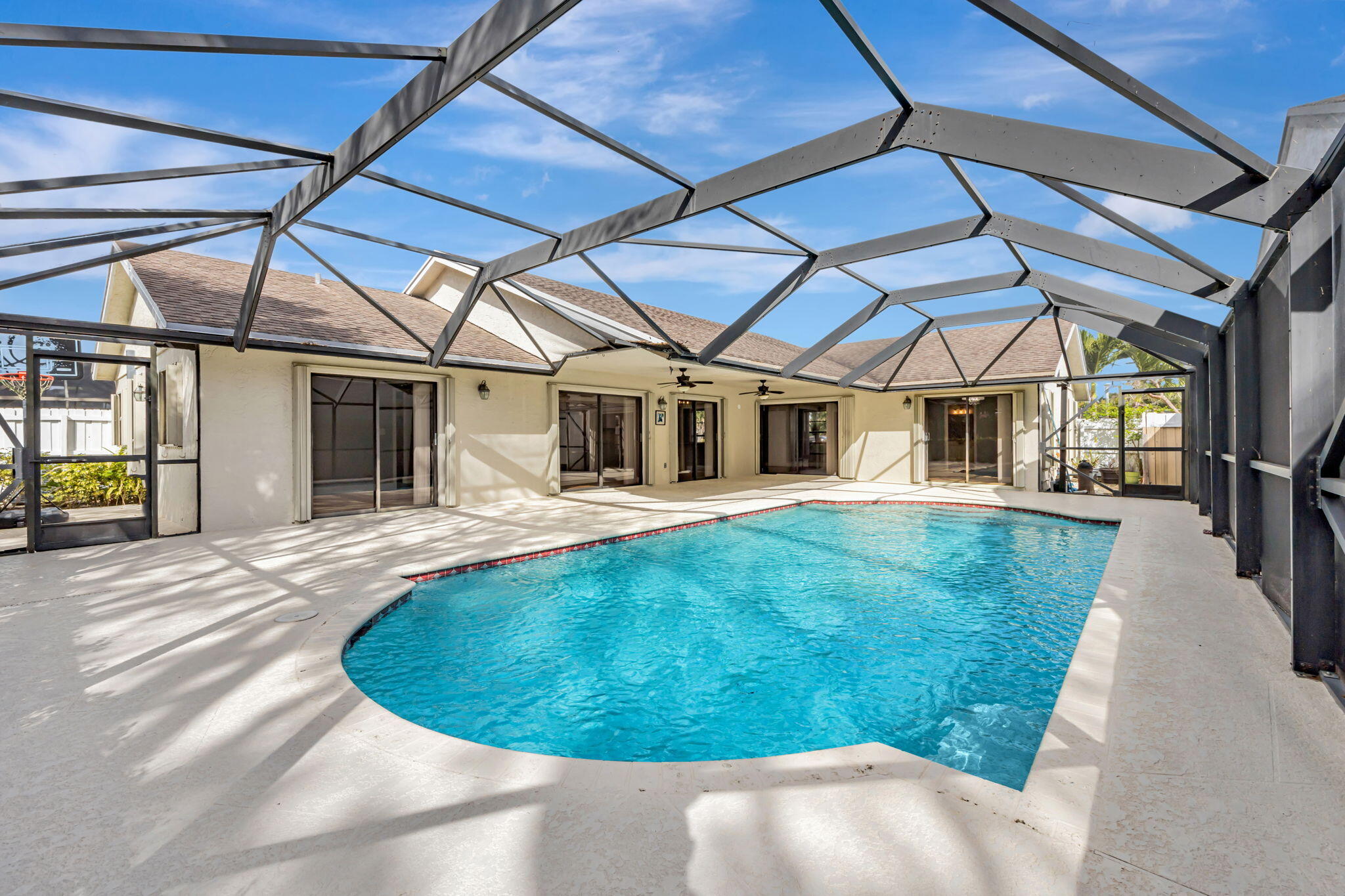 COUNTRY LANDING SEC 2 - Residential