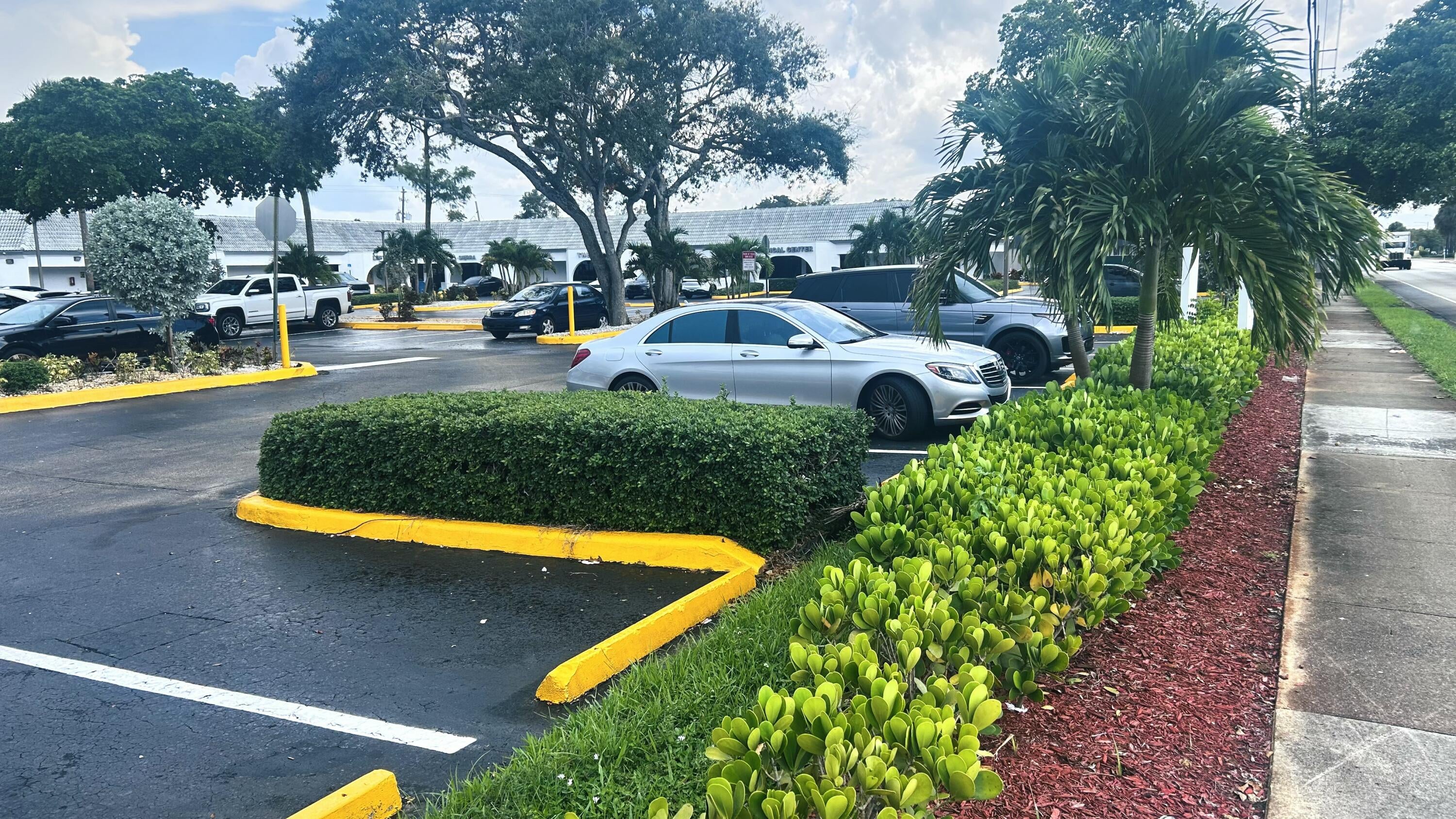 7200 W COMMERCIAL Boulevard 201