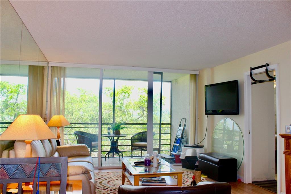 Royal Park - Residential