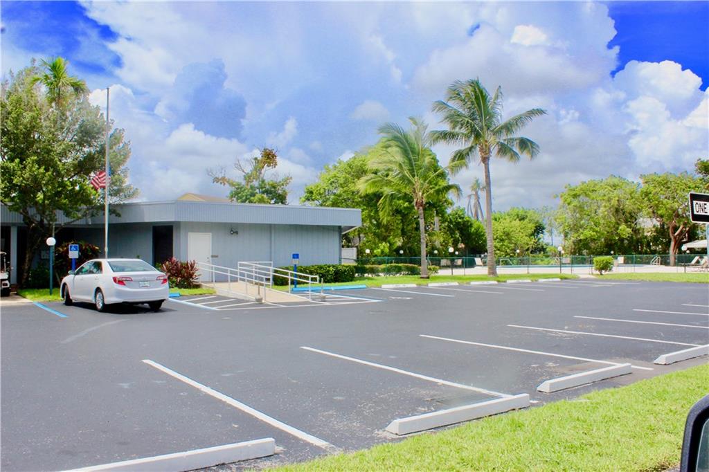 Royal Park - Residential