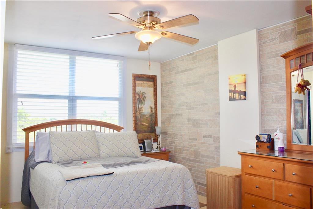 Royal Park - Residential