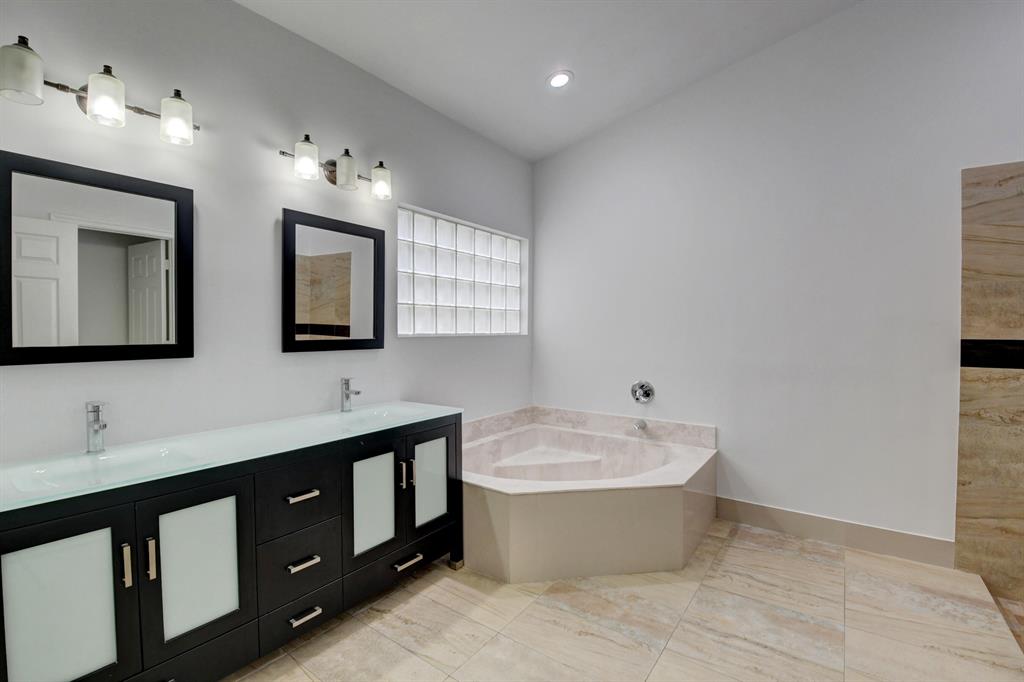 LACUNA - Residential