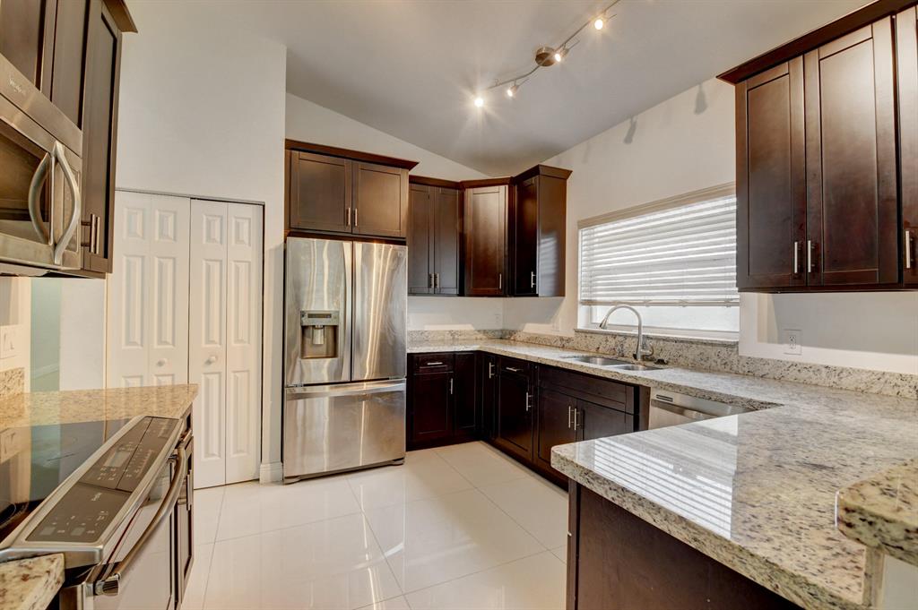 LACUNA - Residential