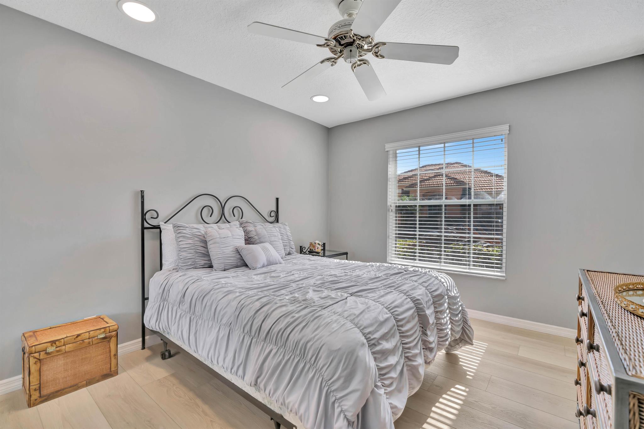 WOODBINE PAR G - Residential