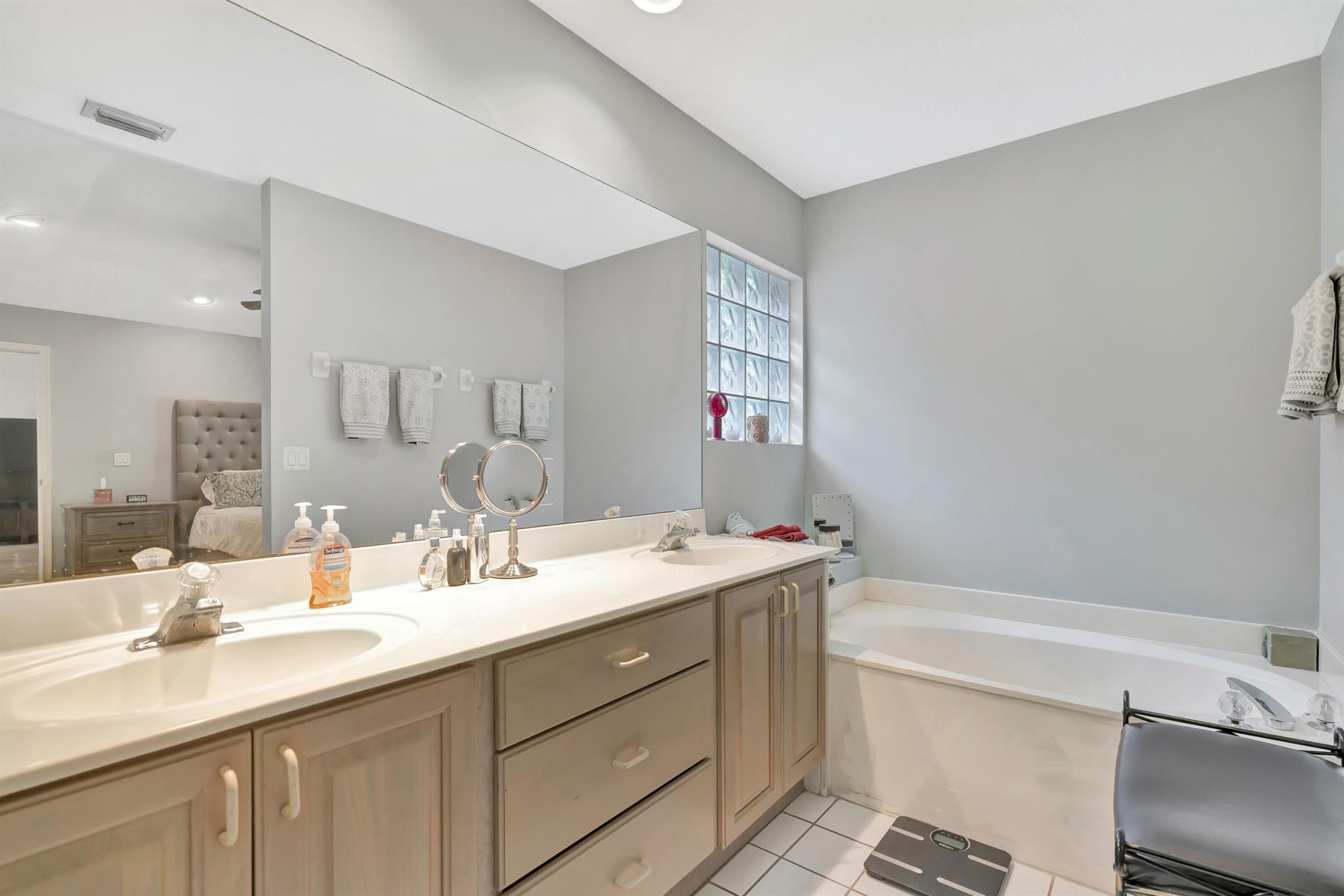 WOODBINE PAR G - Residential