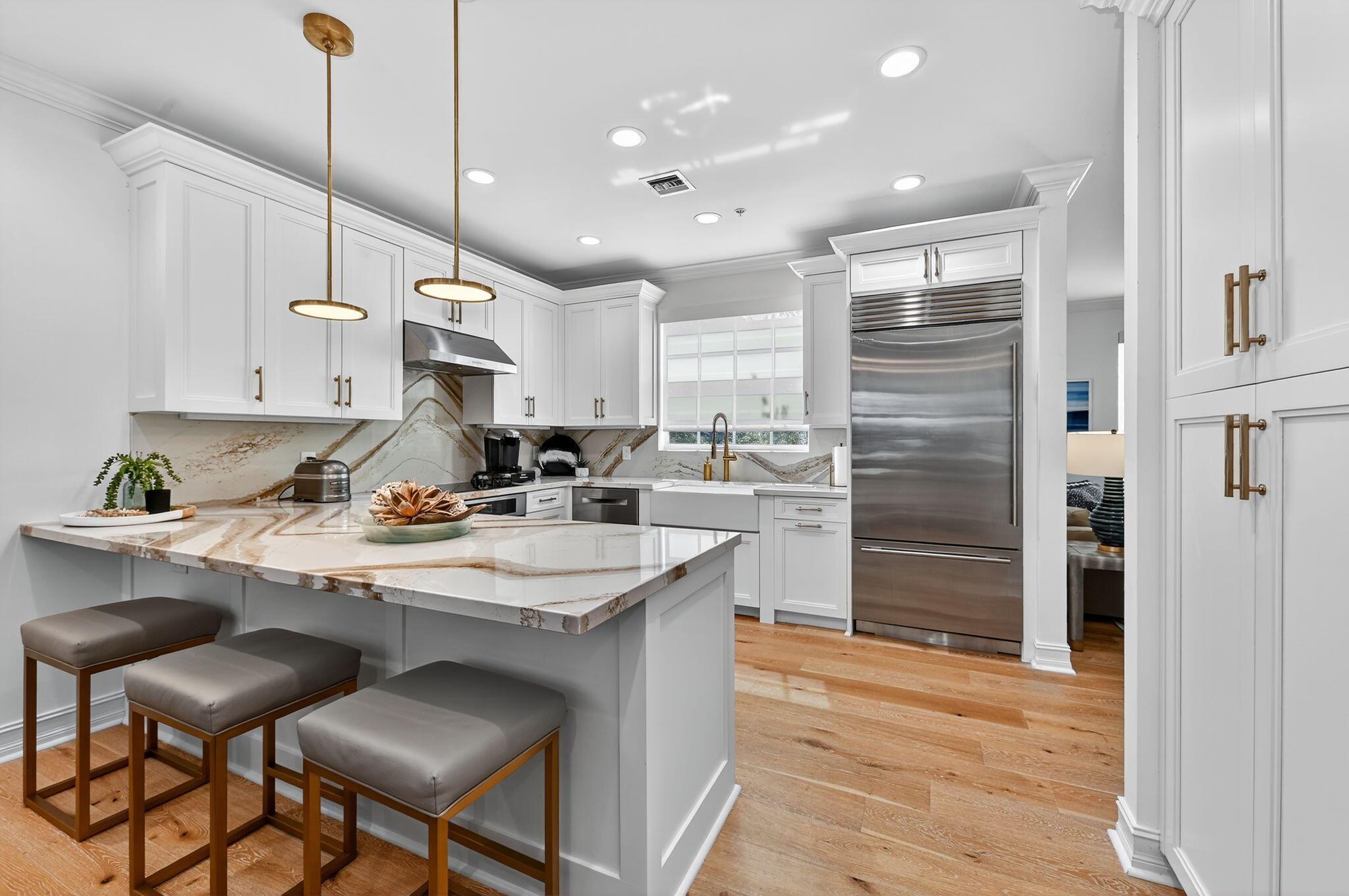 Cannery Row - Residential Lease