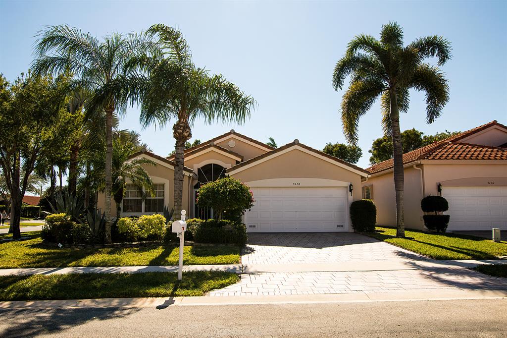 CASCADE LAKES - Residential