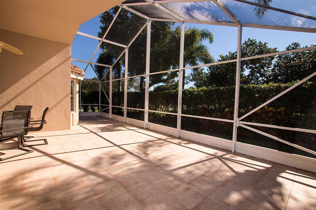 CASCADE LAKES - Residential