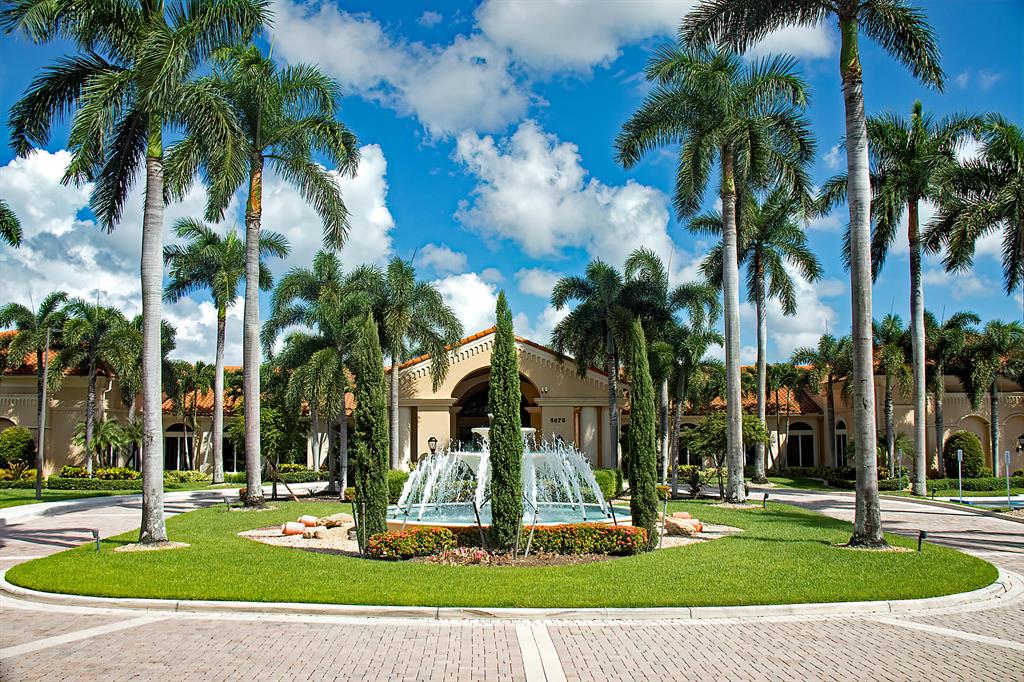 CASCADE LAKES - Residential