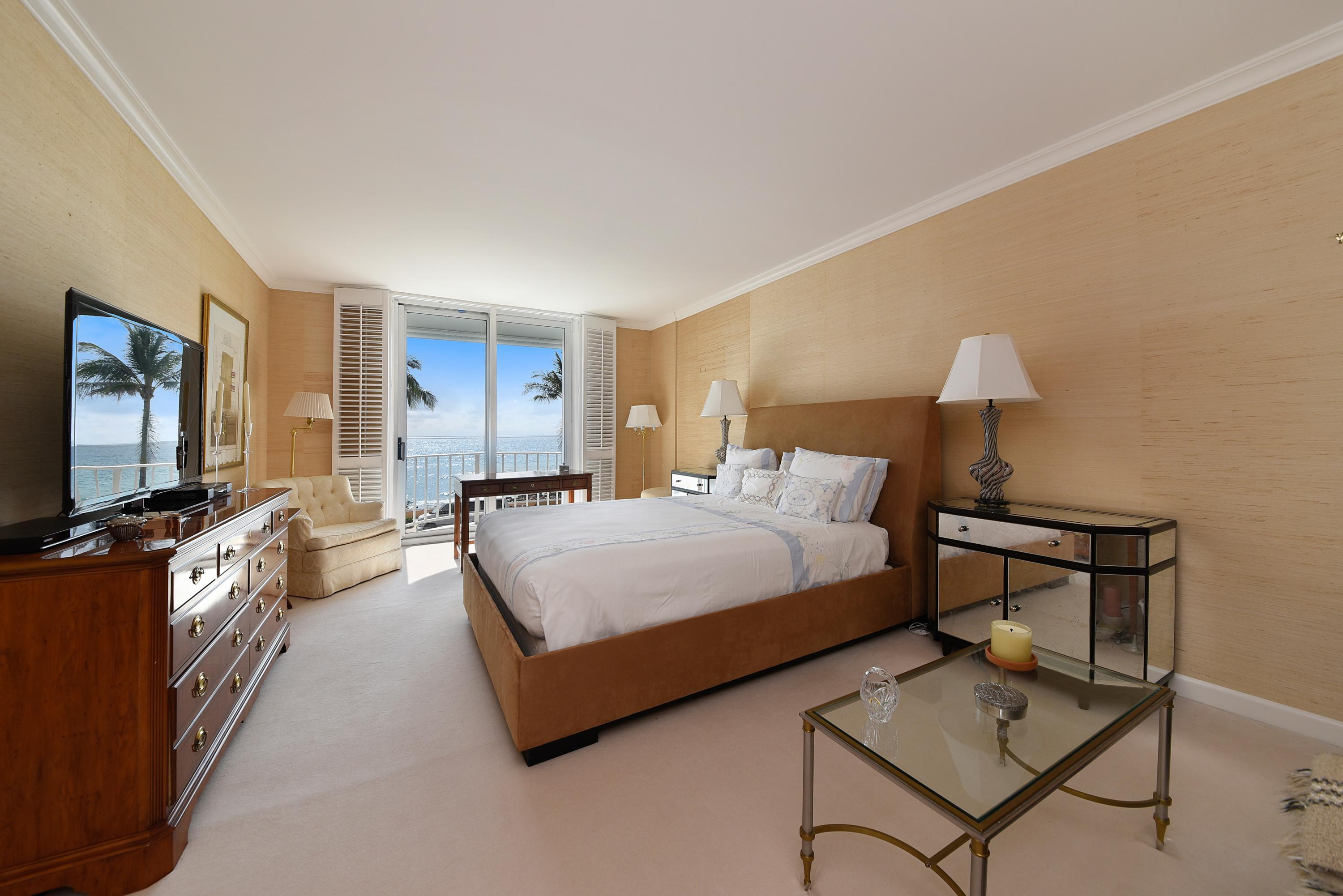 WINTHROP HOUSE CONDO - Residential