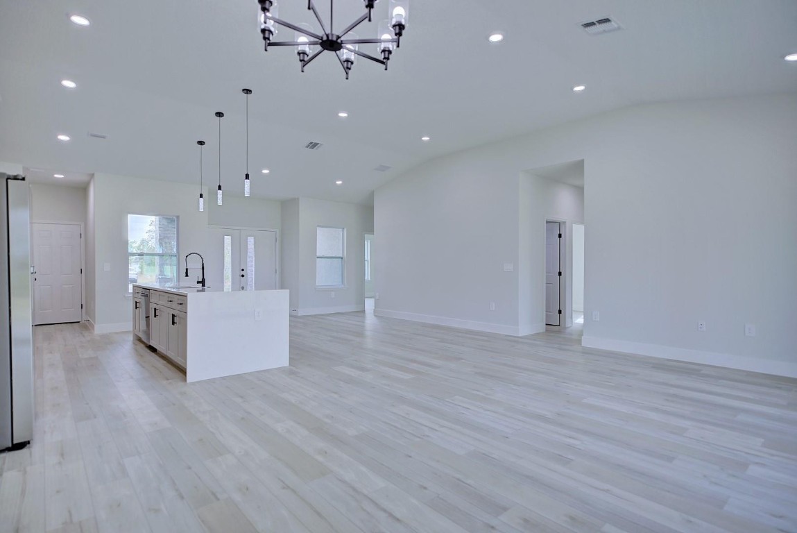 Sun N Lake - Residential