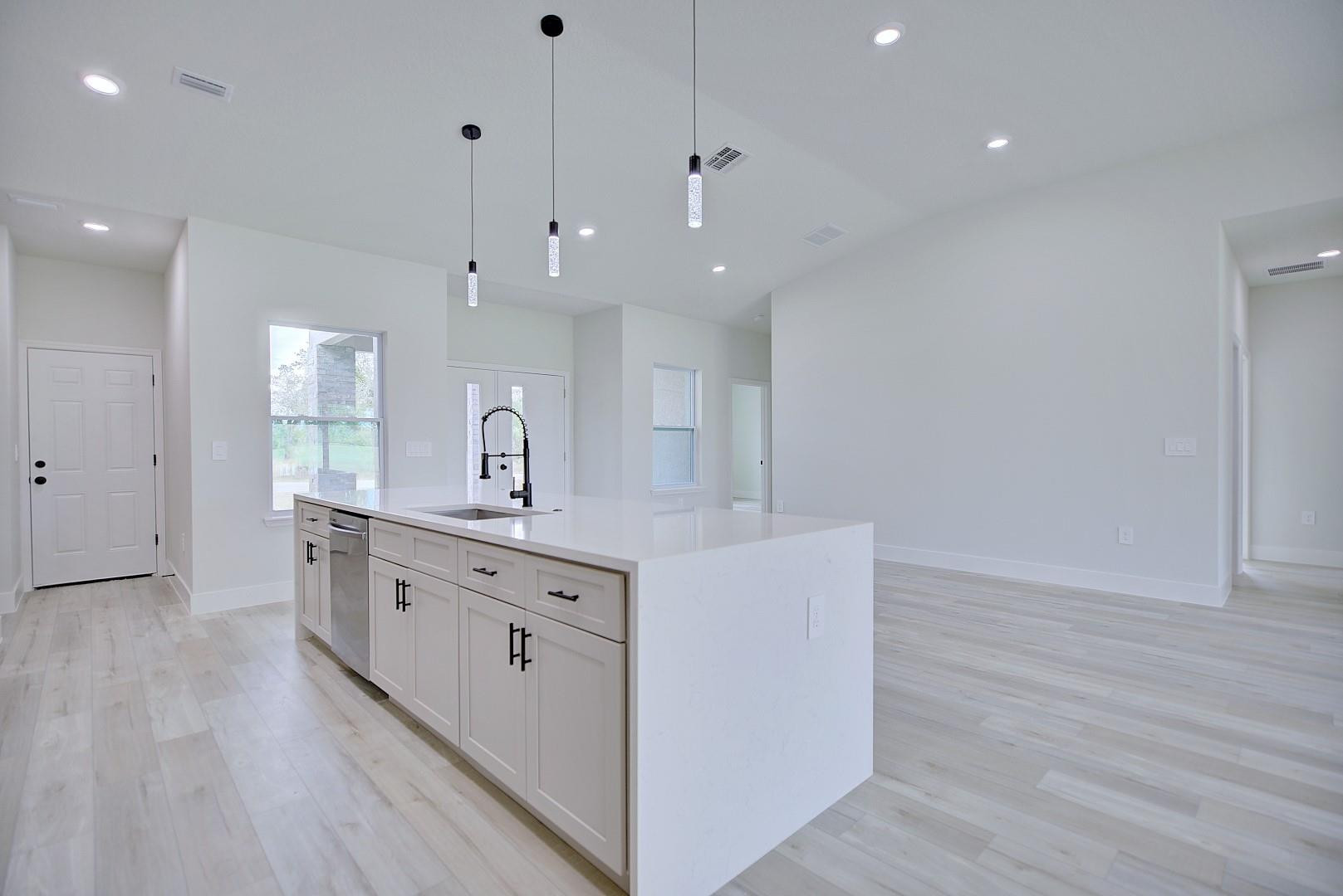 Sun N Lake - Residential