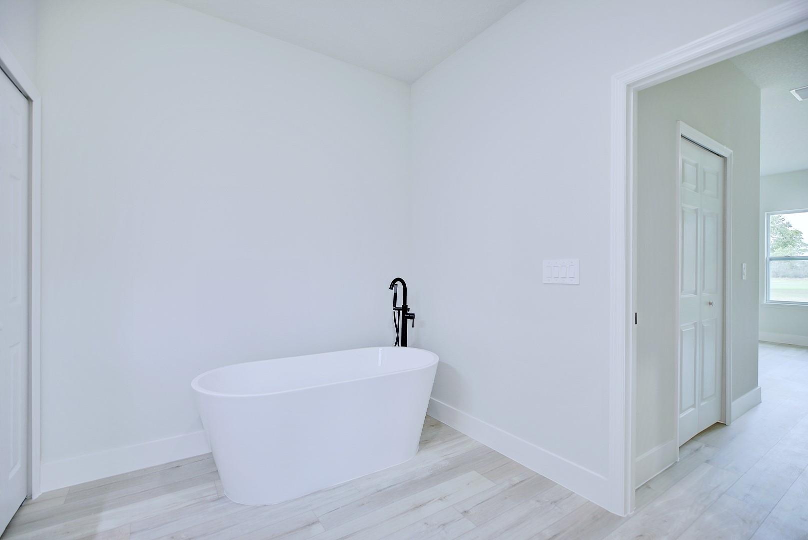 Sun N Lake - Residential