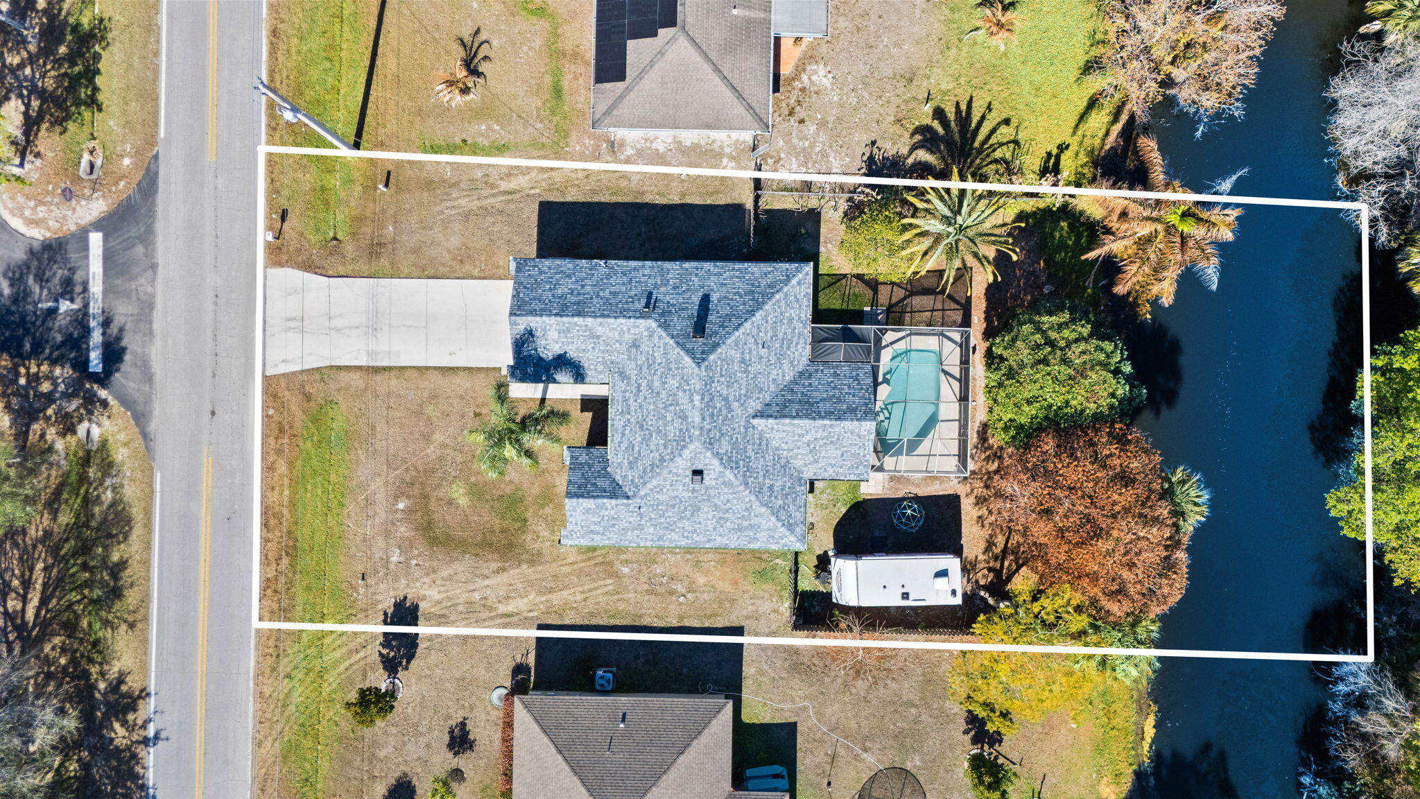 449 SE Glenwood Drive