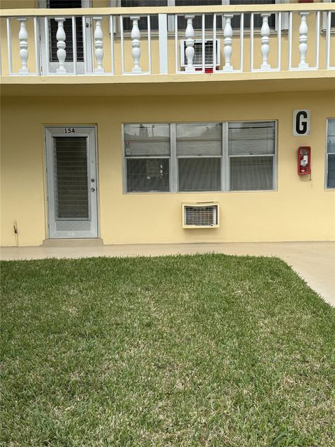 154 Waltham G G West Palm Beach FL 33417