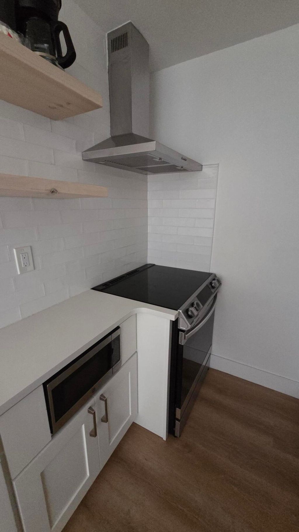 Photo of 1001 SE 16th Street #7, Fort Lauderdale, FL 33316 (MLS # B26019379)