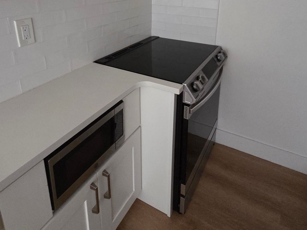 Photo of 1001 SE 16th Street #7, Fort Lauderdale, FL 33316 (MLS # B26019379)