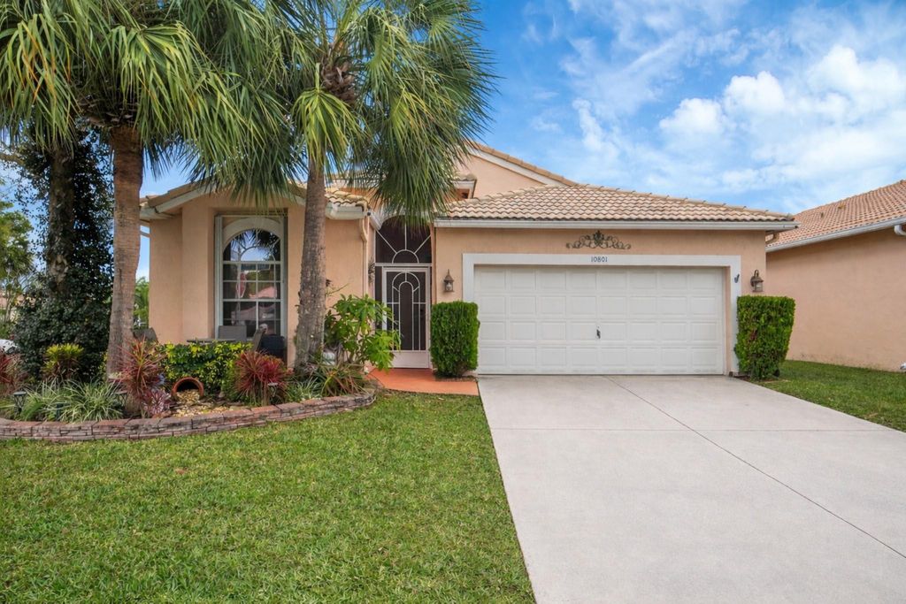 Photo of 10801 Grant Way, Boynton Beach, FL 33437 (MLS # F10555784)