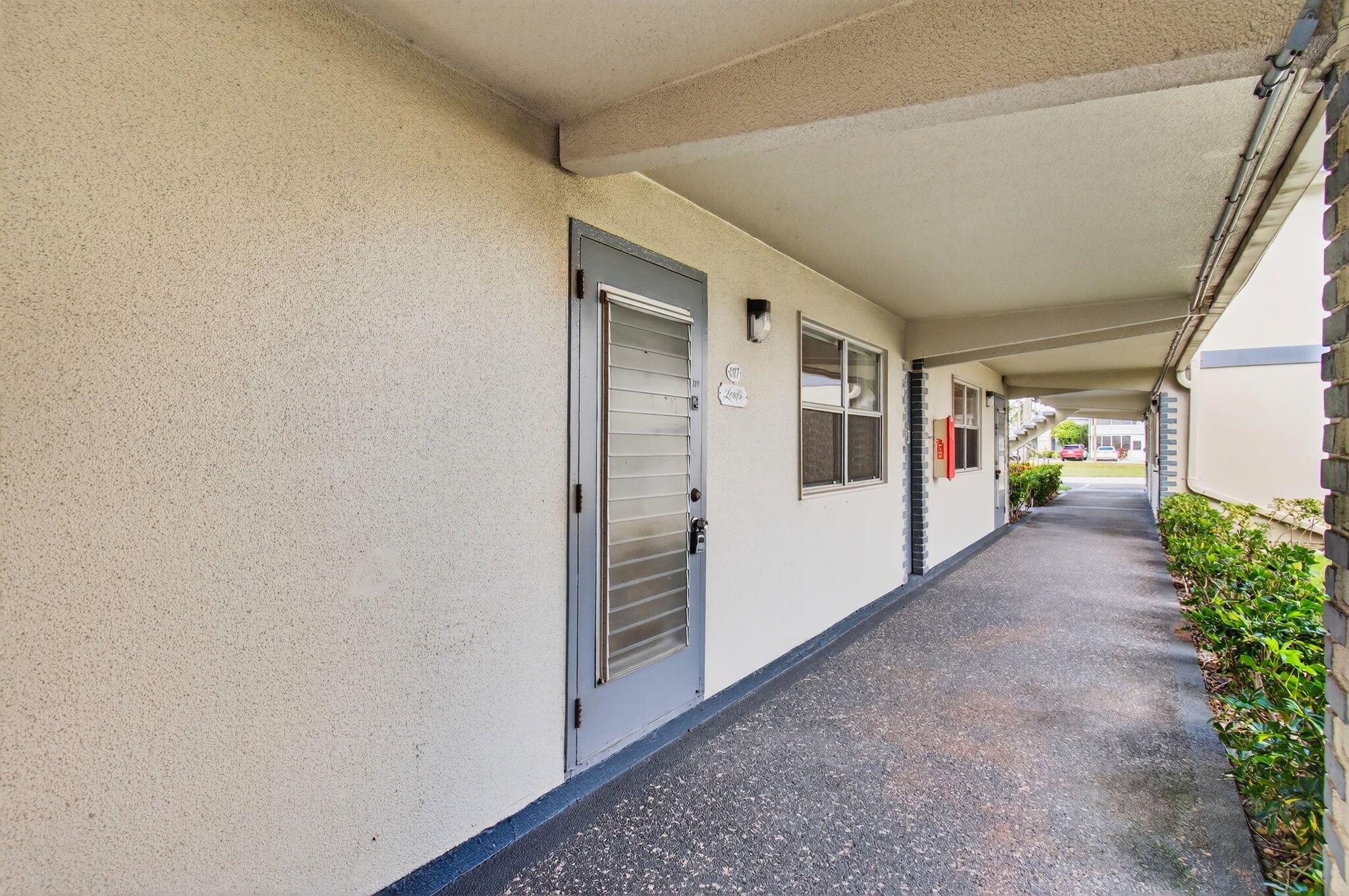 KINGS POINT - Residential