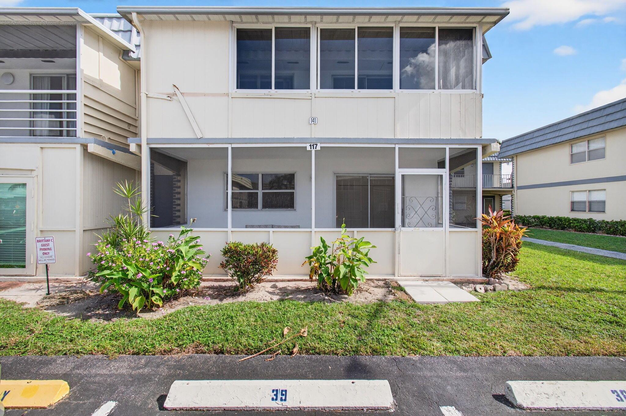 KINGS POINT - Residential