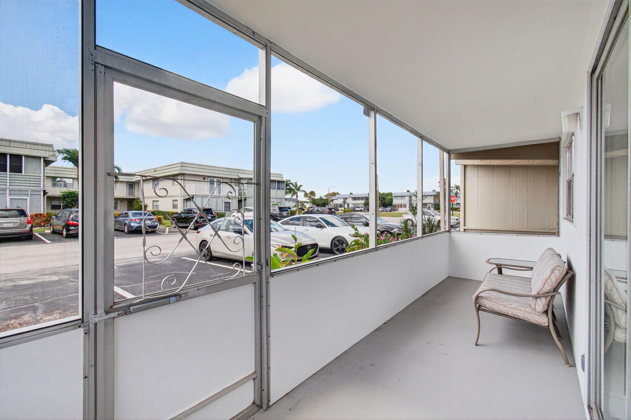 KINGS POINT - Residential