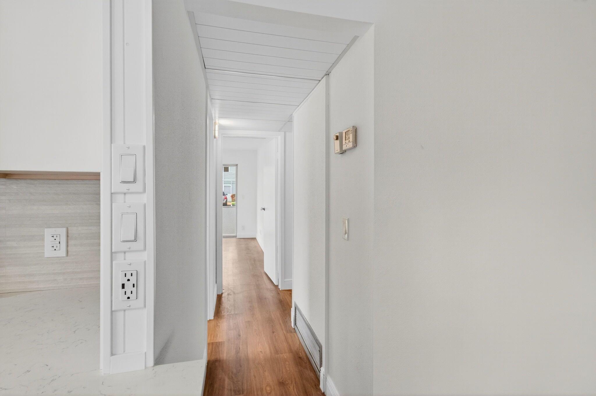 KINGS POINT - Residential