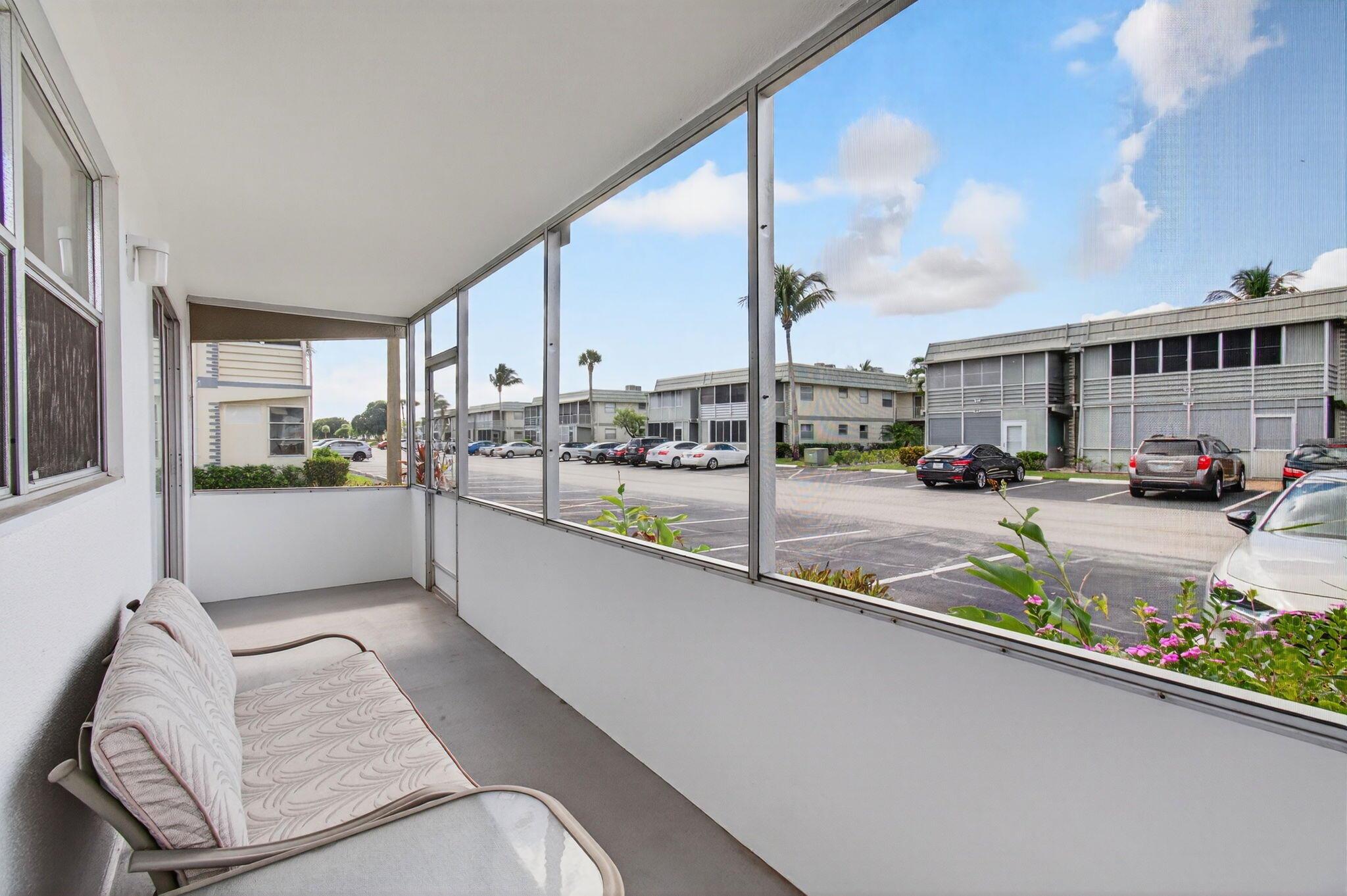 KINGS POINT - Residential