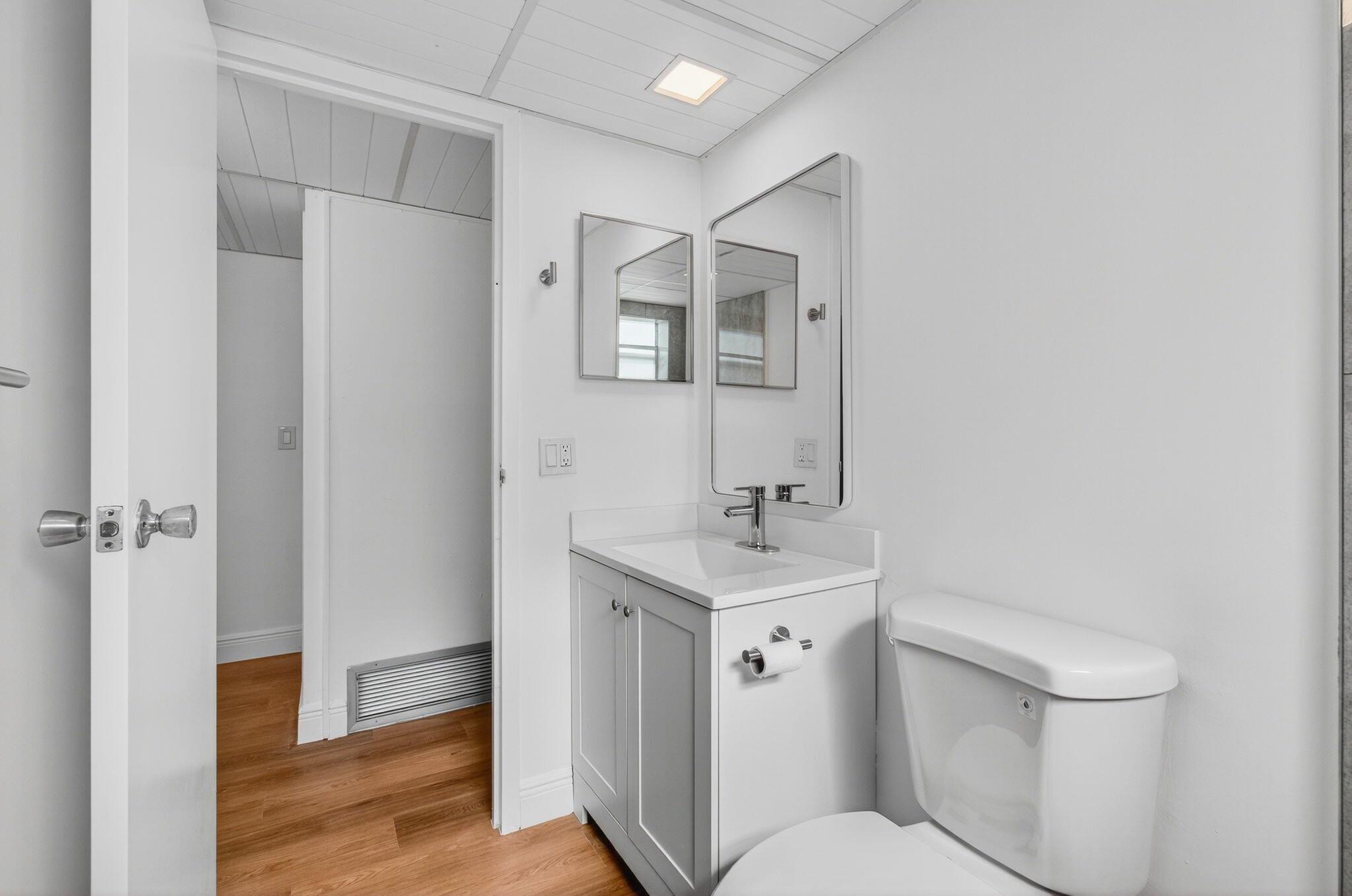 KINGS POINT - Residential