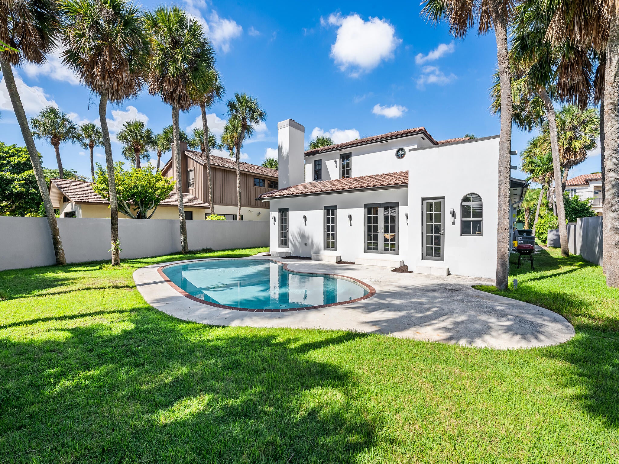 80 SE Olive Way