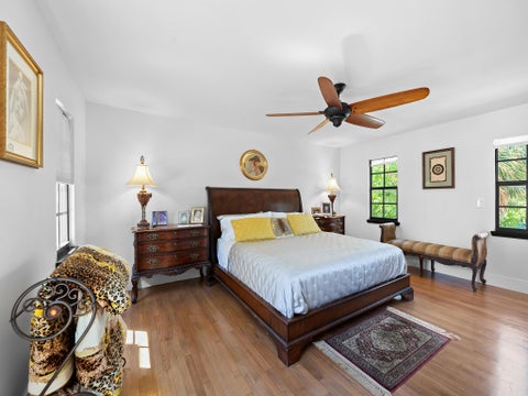 Tiny photo for 80 SE Olive Way, Boca Raton, FL 33432 (MLS # B26077904)