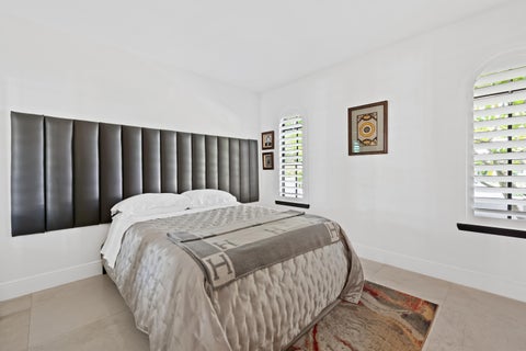Tiny photo for 80 SE Olive Way, Boca Raton, FL 33432 (MLS # B26077904)
