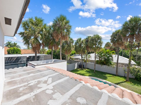 Tiny photo for 80 SE Olive Way, Boca Raton, FL 33432 (MLS # B26077904)