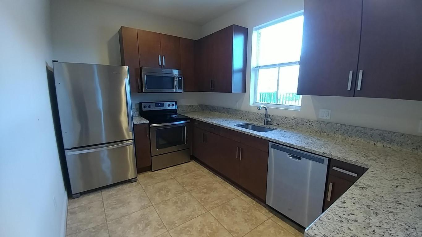 Long Pines - Residential Lease