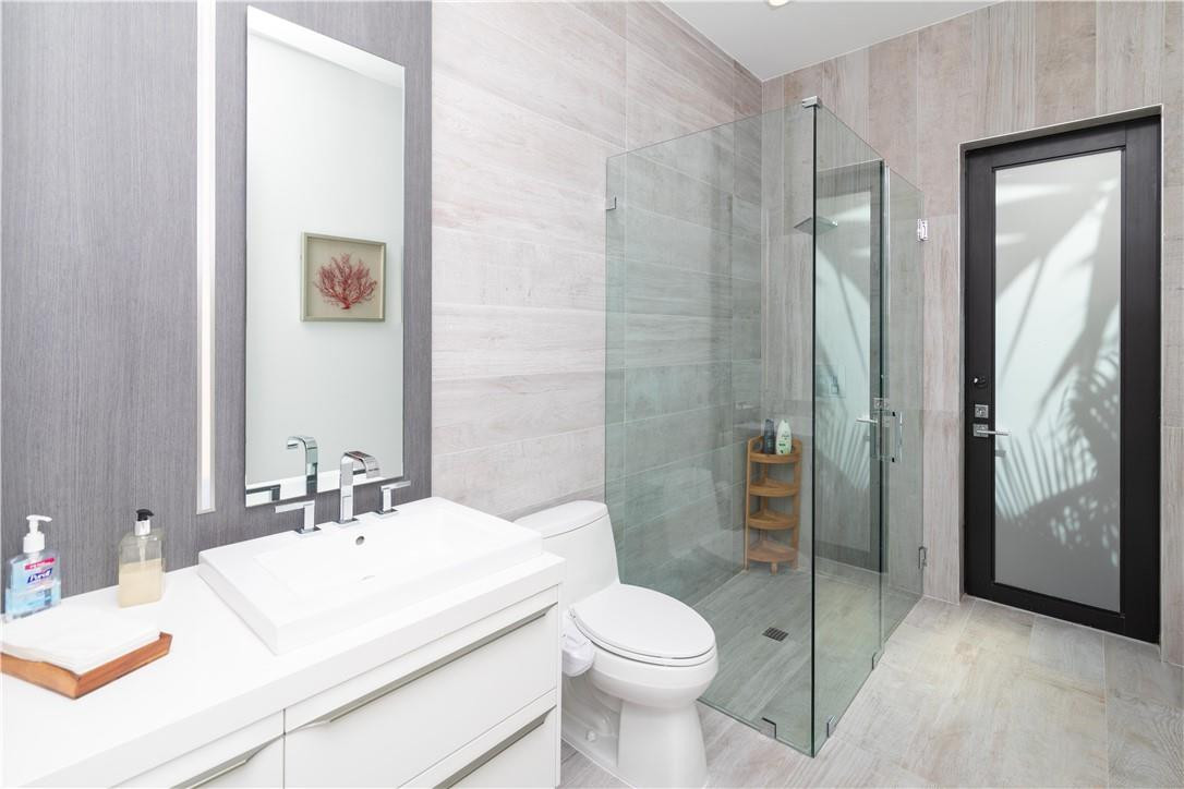 LAUDERDALE SHORES CORR PL - Residential