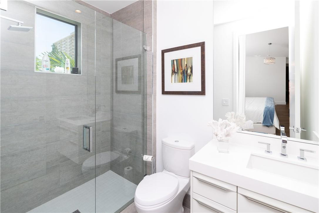 LAUDERDALE SHORES CORR PL - Residential