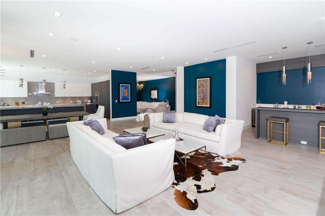 LAUDERDALE SHORES CORR PL - Residential