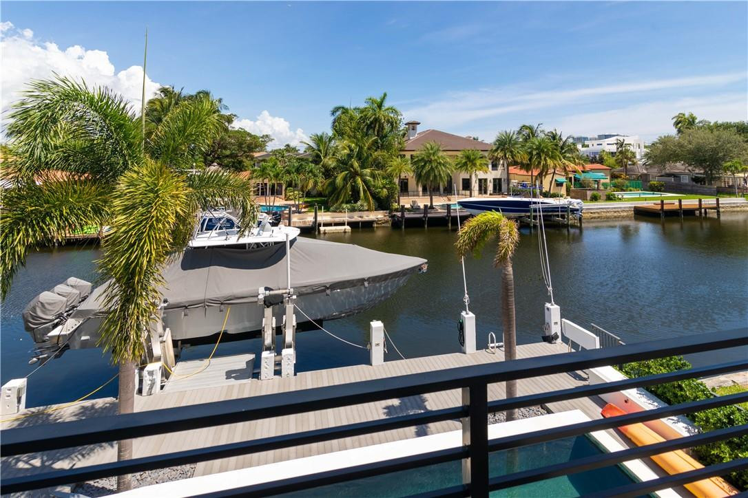 LAUDERDALE SHORES CORR PL - Residential