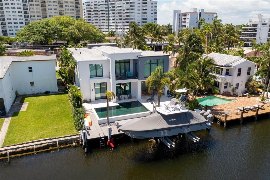 LAUDERDALE SHORES CORR PL - Residential