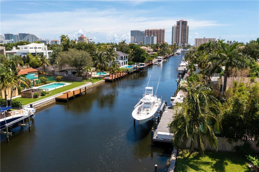 LAUDERDALE SHORES CORR PL - Residential