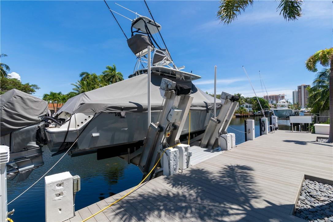 LAUDERDALE SHORES CORR PL - Residential