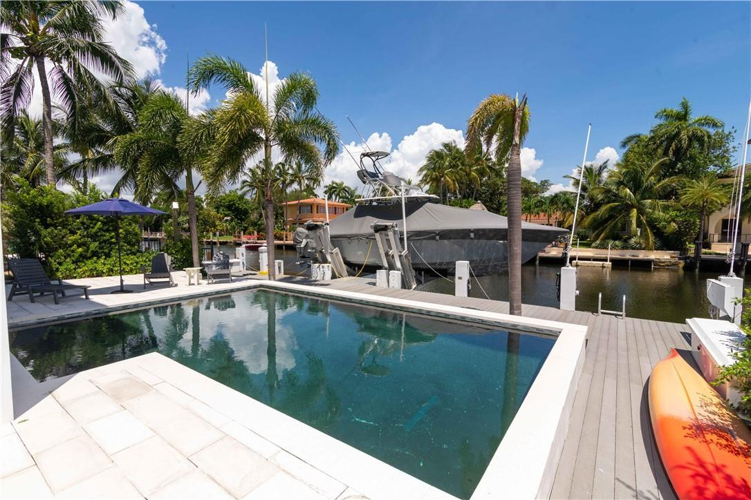 LAUDERDALE SHORES CORR PL - Residential