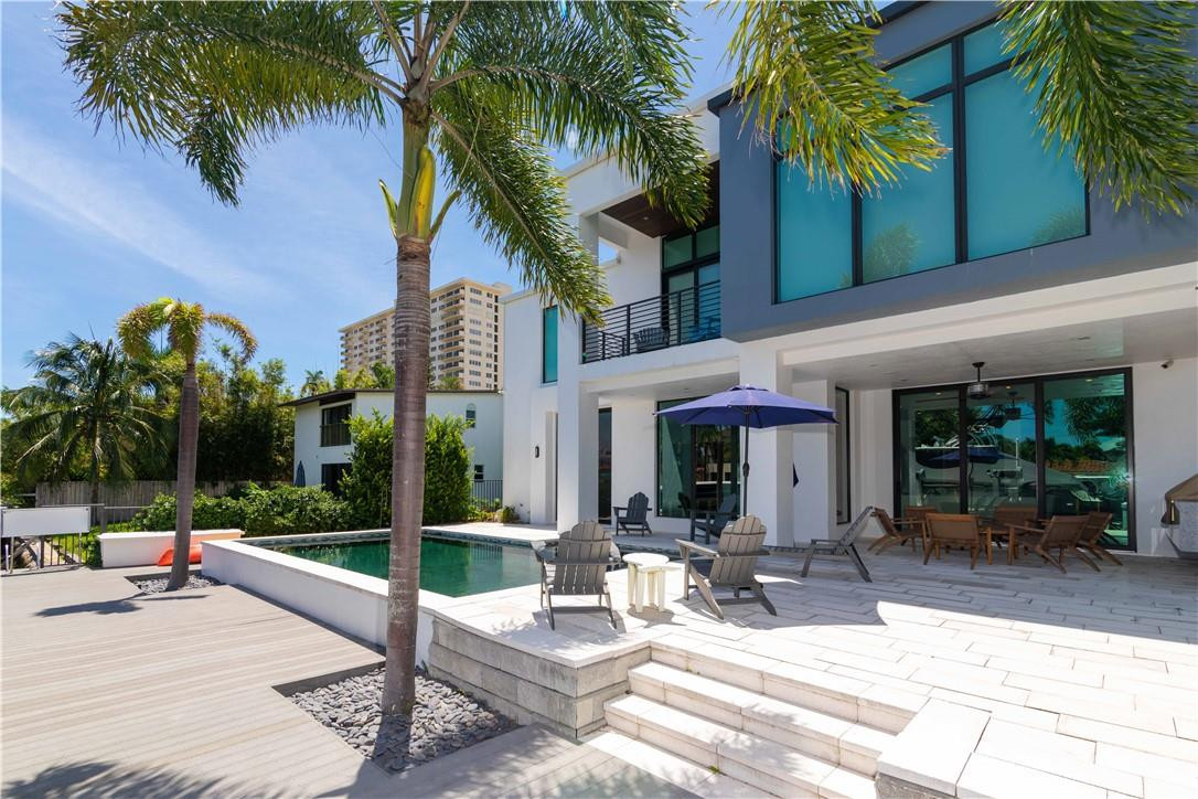 LAUDERDALE SHORES CORR PL - Residential