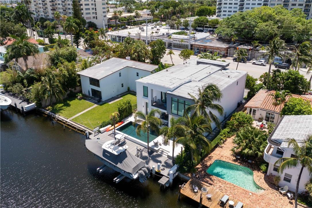 LAUDERDALE SHORES CORR PL - Residential