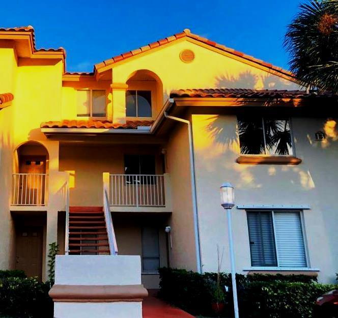 STERLING VILLAGES OF PALM BEACH LAKES CONDO - Residential