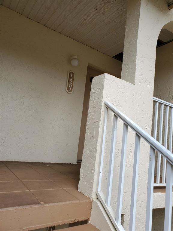STERLING VILLAGES OF PALM BEACH LAKES CONDO - Residential