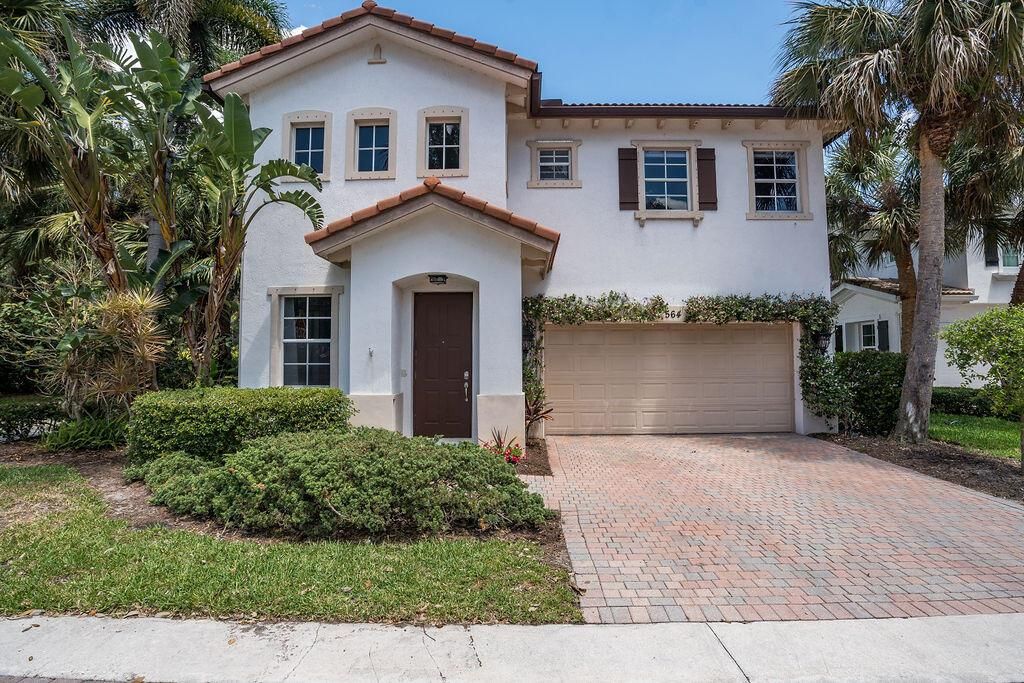 Photo of 564 Tomahawk Court, Palm Beach Gardens, FL 33410 (MLS # R11082371)