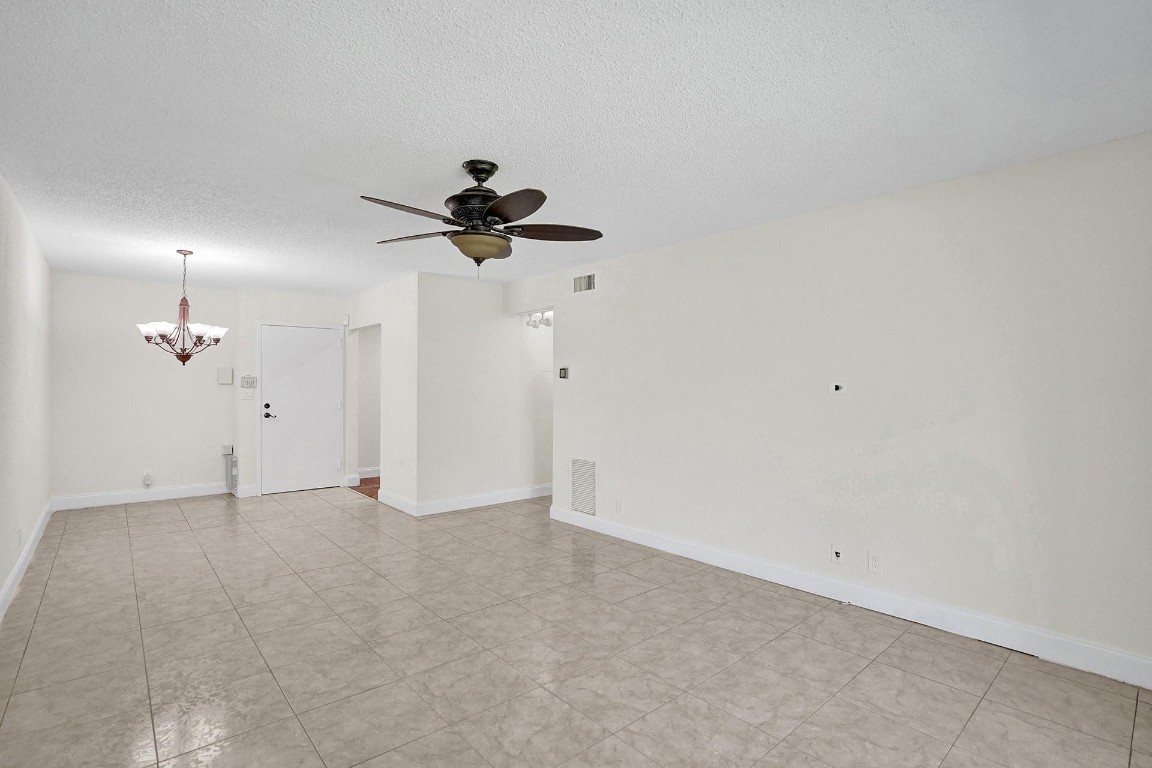 OAKLAND SHORES - Residential